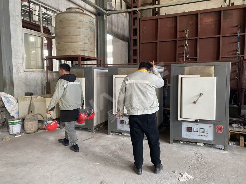 成都機（jī）械所淬火爐客戶案例